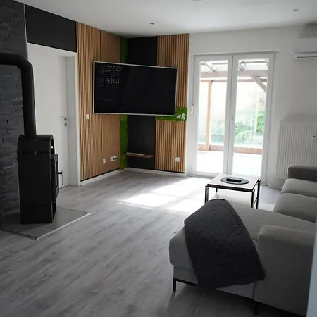 Calm 3-zimmer Mit Wintergarten