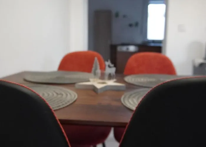 Calm 3-zimmer Mit Wintergarten 公寓 *